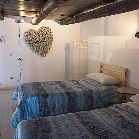 Apartment Splendido Loft Nel Cuore Antico Naples