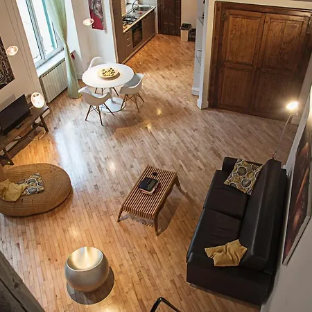 Lejlighed Splendido Loft Nel Cuore Antico